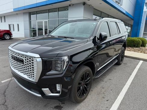 Used 2024 GMC Yukon Denali AWD/4WD image 2