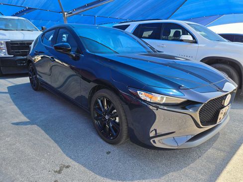 Used 2024 MAZDA MAZDA3 s FWD image 2