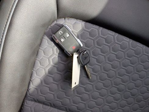 Used 2022 Chevrolet Colorado Z71 image 44