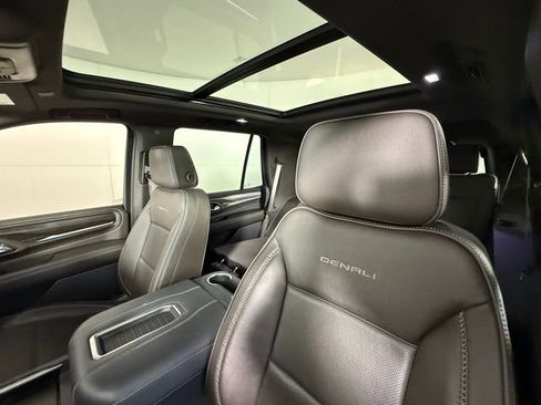 Used 2023 GMC Yukon Denali w/ Max Trailering Package image 15