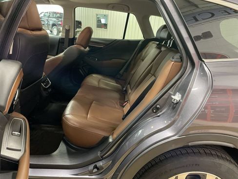 Used 2022 Subaru Outback Touring AWD/4WD image 24