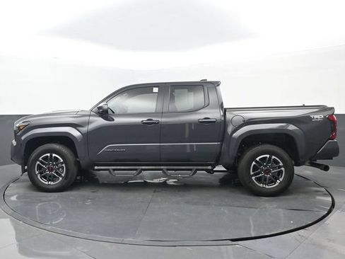 Used 2024 Toyota Tacoma TRD Sport RWD image 21