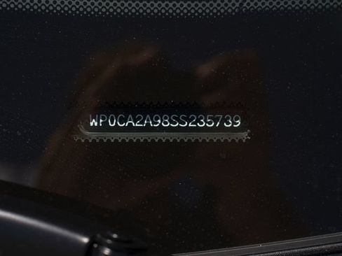 Certified 2025 Porsche 911 Carrera RWD image 31