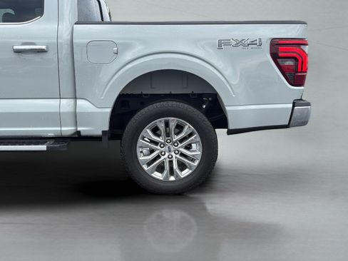 Used 2024 Ford F150 Lariat w/ FX4 Off-Road Package AWD/4WD image 30