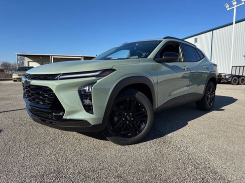 New 2026 Chevrolet Trax ACTIV w/ Sunroof Package image 1