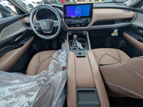 New 2026 Toyota Grand Highlander AWD image 27