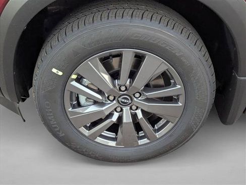 New 2026 Nissan Pathfinder SV image 9