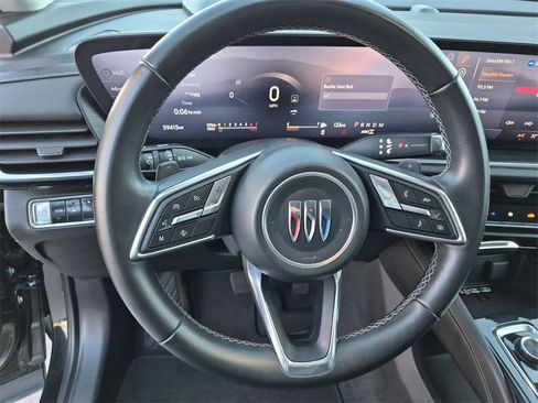 Used 2024 Buick Envision Preferred image 14