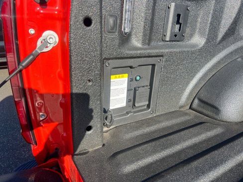 Used 2021 Ford F150 Raptor w/ Raptor 37 Performance Package image 28