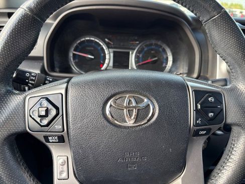 Used 2016 Toyota 4Runner SR5 image 24