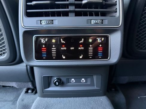 New 2026 Audi RS Q8 performance image 43