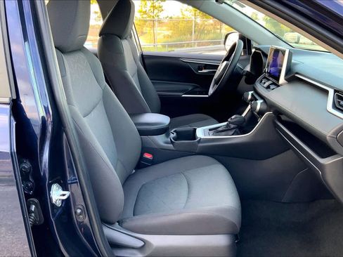 Used 2024 Toyota RAV4 XLE image 8