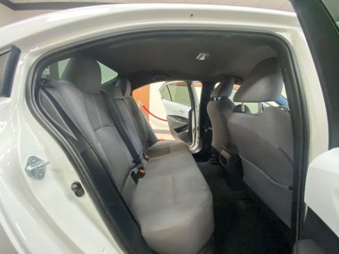 Used 2021 Toyota Corolla SE FWD image 16