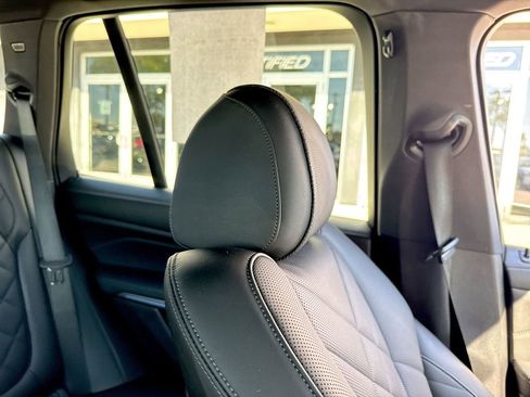 Used 2024 BMW X5 xDrive40i w/ M Sport Package AWD/4WD image 20