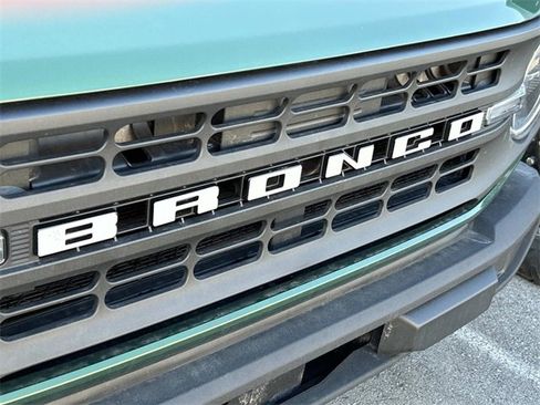 Used 2022 Ford Bronco 4-Door image 9