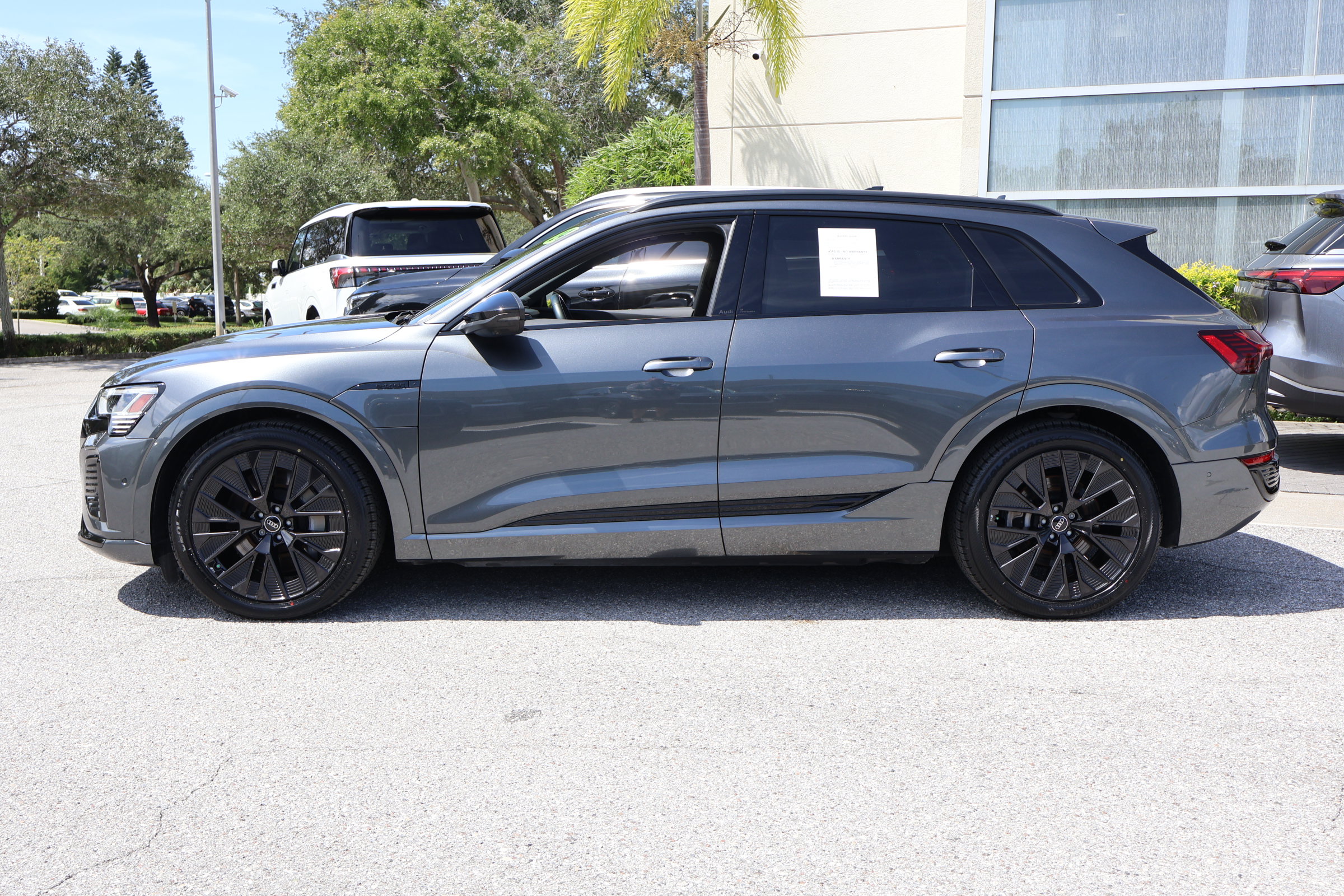 Used 2024 Audi Q8 e-tron Prestige w/ Prestige Package AWD/4WD image 6