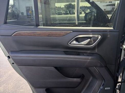 Used 2023 Chevrolet Tahoe Premier image 19