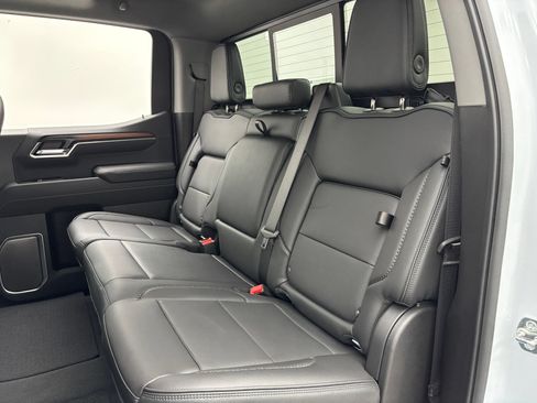 New 2026 GMC Sierra 1500 Denali w/ Technology Package AWD/4WD image 44