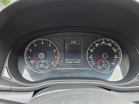 Used 2013 Volkswagen Passat 2.5 SE FWD image 12