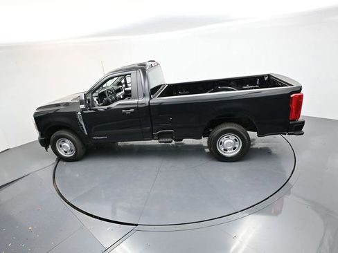 New 2026 Ford F250 XL w/ XL Driver Assist Package RWD image 21