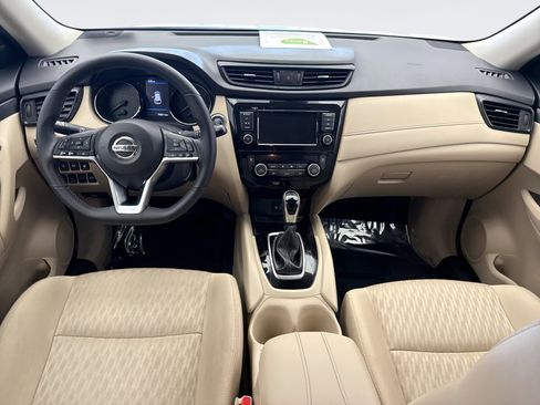 Used 2019 Nissan Rogue SV image 14