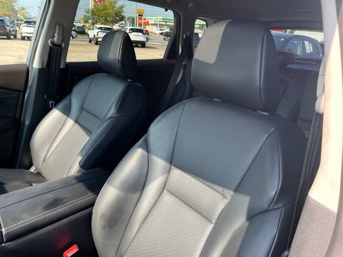 Used 2023 Nissan Rogue SV w/ SV Premium B Package AWD/4WD image 12