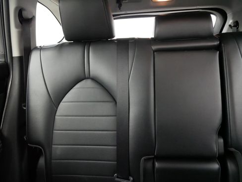 Certified 2022 Toyota Highlander XLE image 12