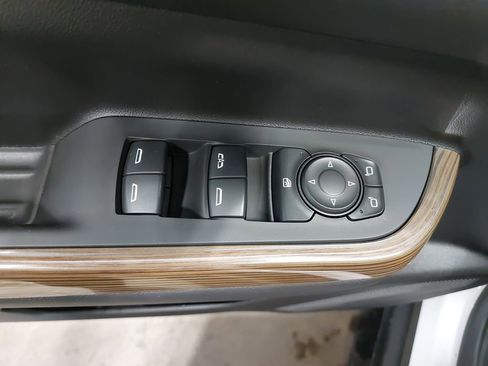 Used 2023 GMC Acadia SLE w/ Driver Convenience Package AWD/4WD image 30