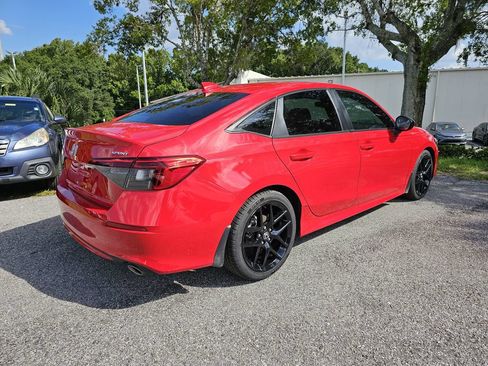 Used 2023 Honda Civic Sport image 3