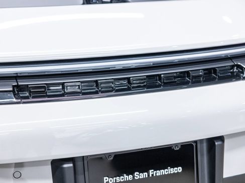 Certified 2025 Porsche 911 Carrera S RWD image 25