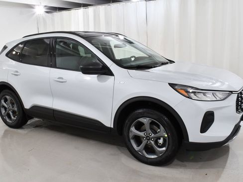 New 2026 Ford Escape ST-Line w/ Tech Pack #1 image 5