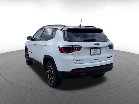 Used 2025 Jeep Compass Trailhawk image 11