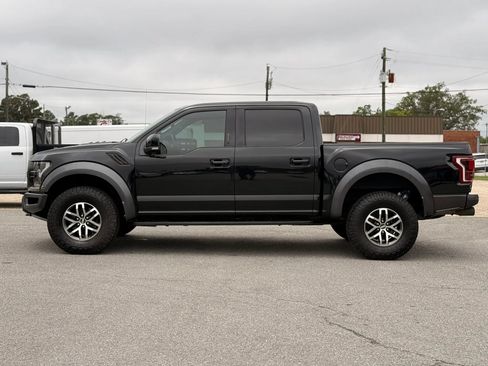 Used 2017 Ford F150 Raptor w/ Equipment Group 802A Luxury AWD/4WD image 6