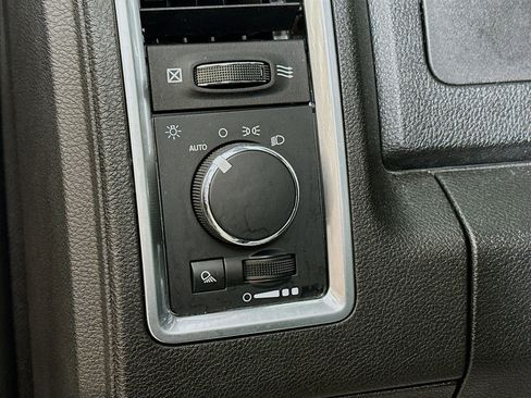 Used 2024 RAM 1500 Classic Warlock image 10