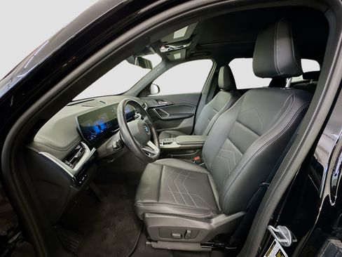 Used 2025 BMW X1 xDrive28i image 13
