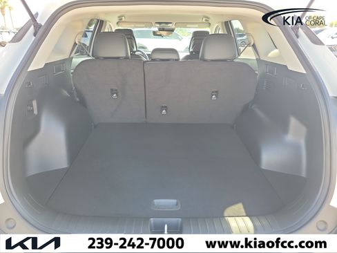 Certified 2025 Kia Sportage EX FWD image 10