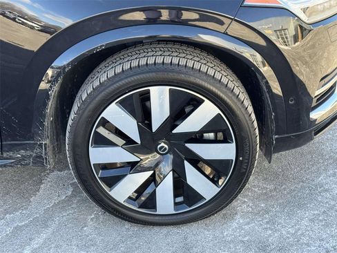 Certified 2024 Volvo XC90 T8 Plus w/ Protection Package Premier image 6
