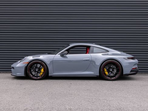 Certified 2023 Porsche 911 GT3 RWD image 2
