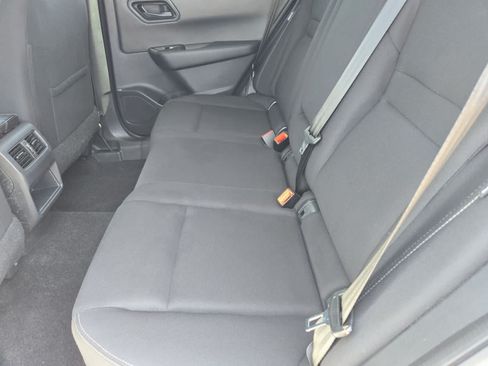 Used 2024 Nissan Rogue S FWD image 17