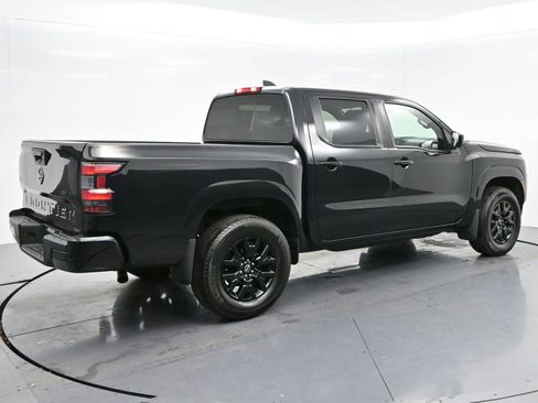 Used 2023 Nissan Frontier SV w/ Midnight Edition Package image 7