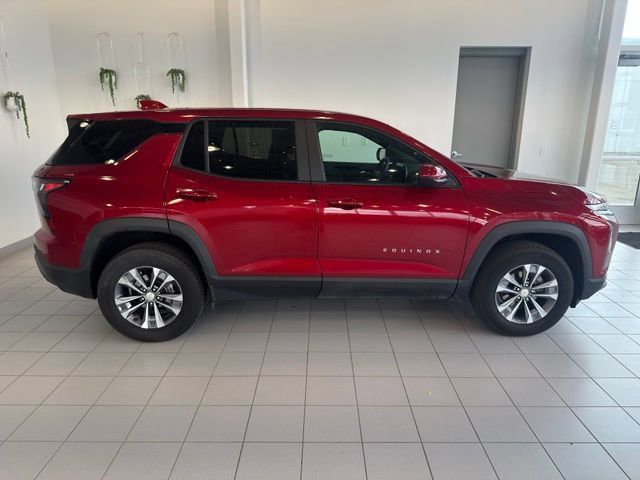 Certified 2026 Chevrolet Equinox LT AWD/4WD image 39