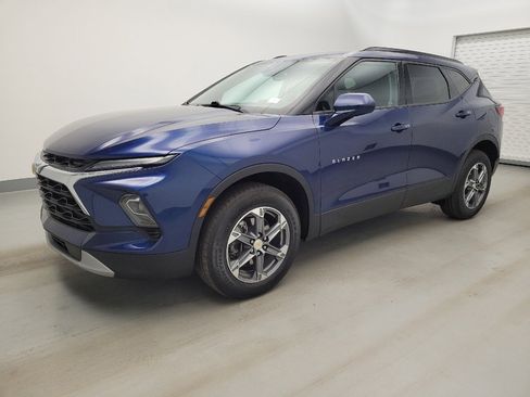 Used 2023 Chevrolet Blazer LT w/ Convenience Package image 2
