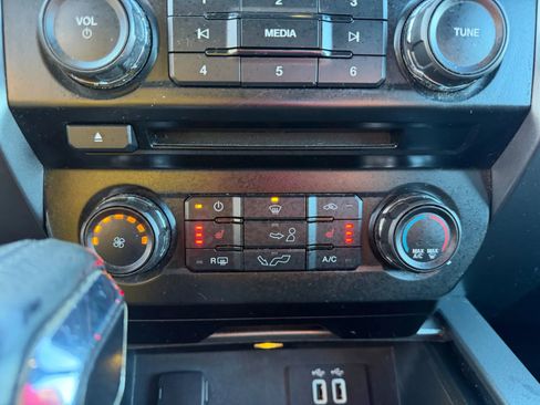 Used 2016 Ford F150 XLT w/ Equipment Group 302A Luxury image 25