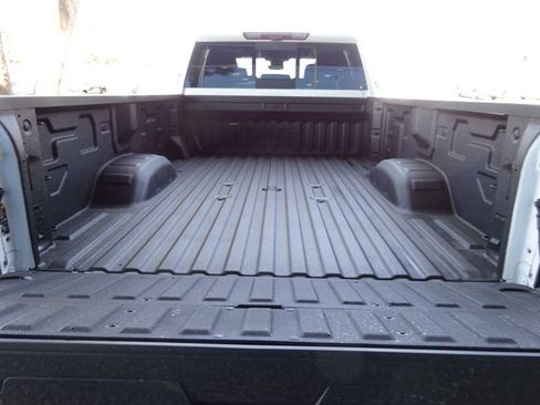 New 2026 GMC Sierra 3500 Denali w/ Denali Reserve Package AWD/4WD image 7