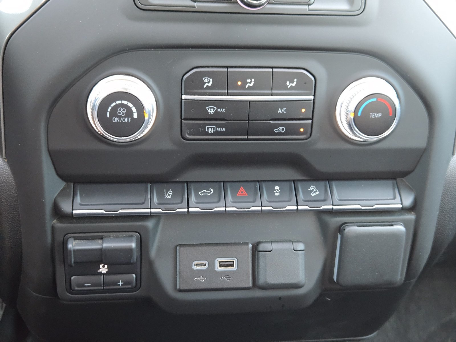 Used 2025 GMC Sierra 2500 Pro w/ Convenience Package AWD/4WD image 21