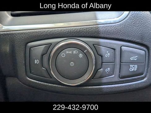 Used 2020 Ford Edge Titanium AWD/4WD image 28