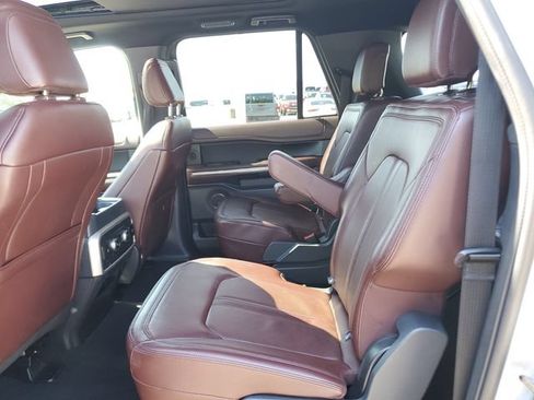 Used 2024 Ford Expedition Max Limited AWD/4WD image 27
