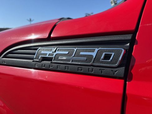 Used 2015 Ford F250 XL w/ XL Value Package image 8