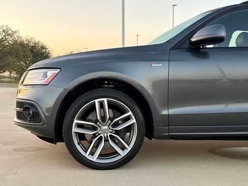 Used 2016 Audi SQ5 Premium Plus w/ Technology Package image 5