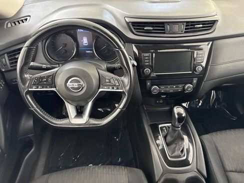 Used 2018 Nissan Rogue SV w/ Sun & Sound Touring Package AWD/4WD image 22